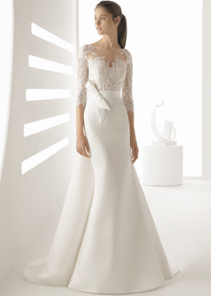 Three Quarter Sleeve Ivory Lace Satin Wedding Dress